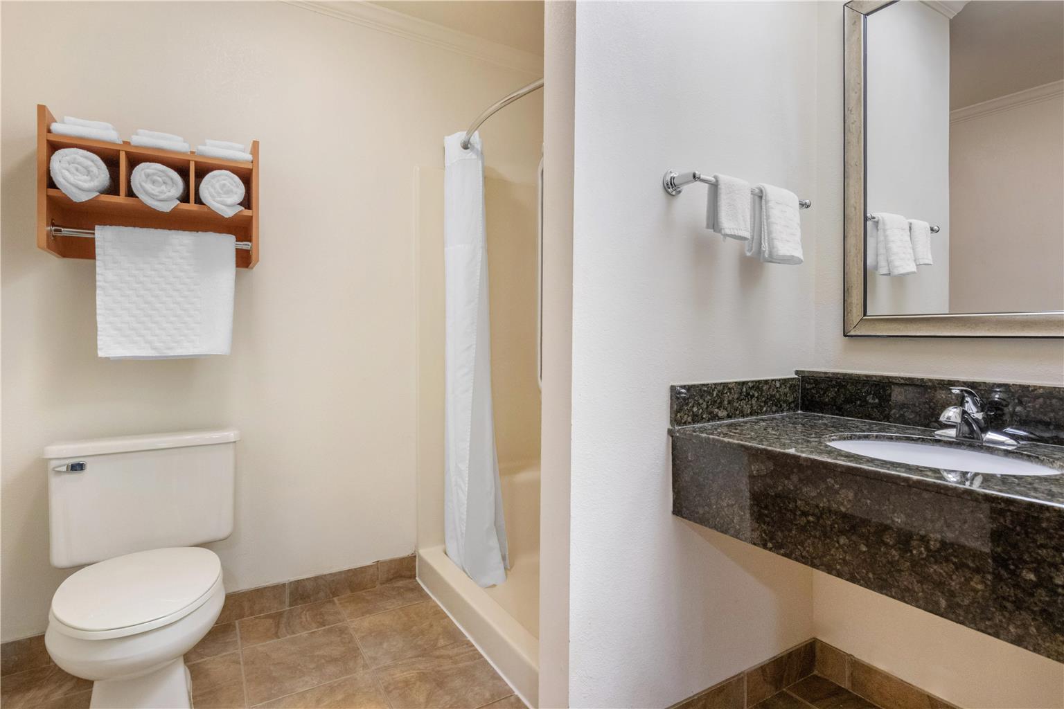King Suite - Heart-Shaped Jetted Tub Bathroom
