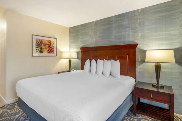 Images Best Western Plus Carpinteria Inn