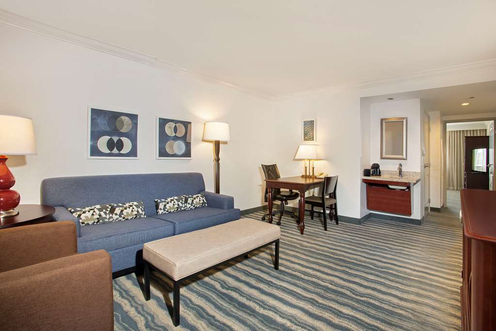 Guest room