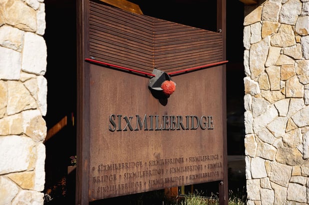 Images Sixmilebridge Winery