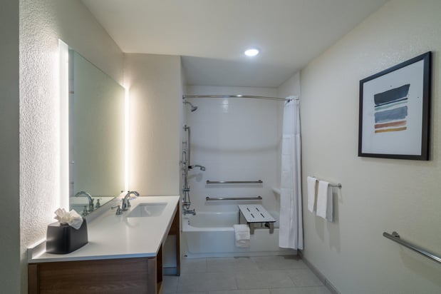 Images Staybridge Suites Flowood – NW Jackson by IHG