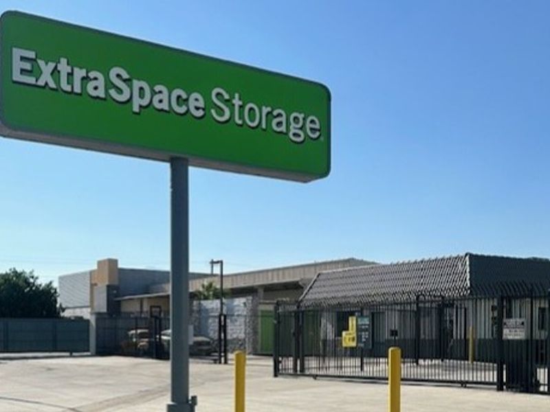 Beauty Image - Extra Space Storage at 2180 W Highland Ave, San Bernardino, CA 92407