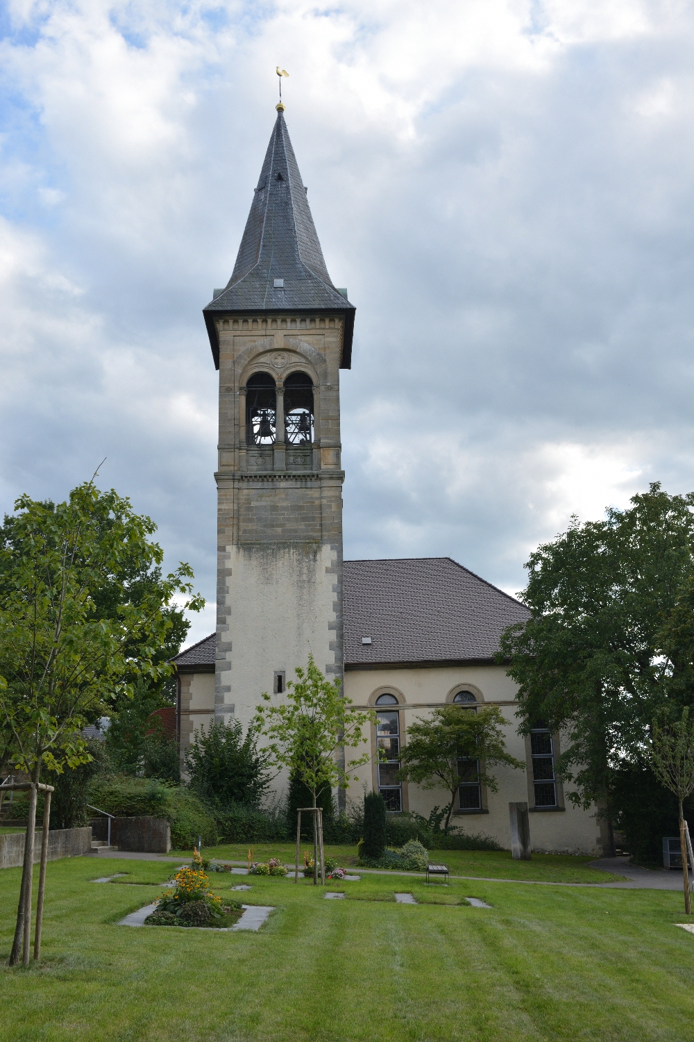 Stephanuskirche - Evangelische Kirchengemeinde Bempflingen, Oben am Berg 6 in Bempflingen