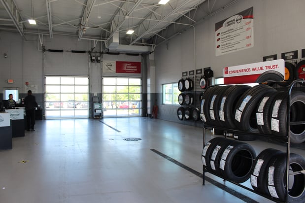Images Russ Darrow Nissan of Milwaukee Service Center