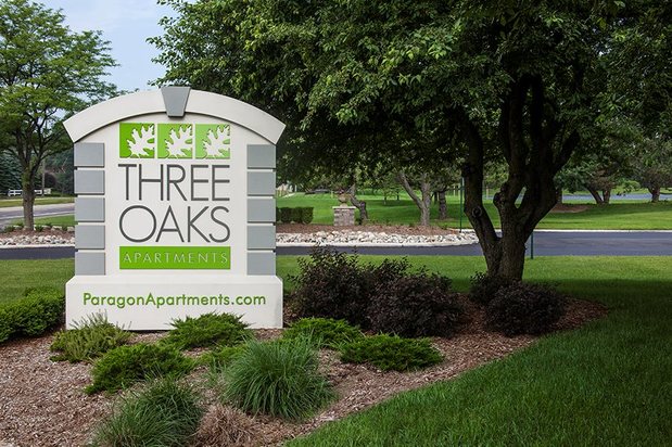 Images Three Oaks Apartments