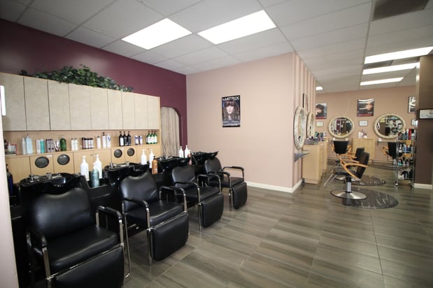 Images Giovanni's Salon & Spa