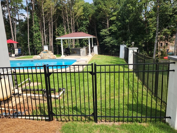Images Top Ace Fences, Deck & Home