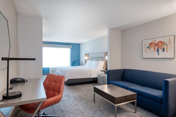 Images Holiday Inn Express & Suites Indianapolis South – Greenwood by IHG