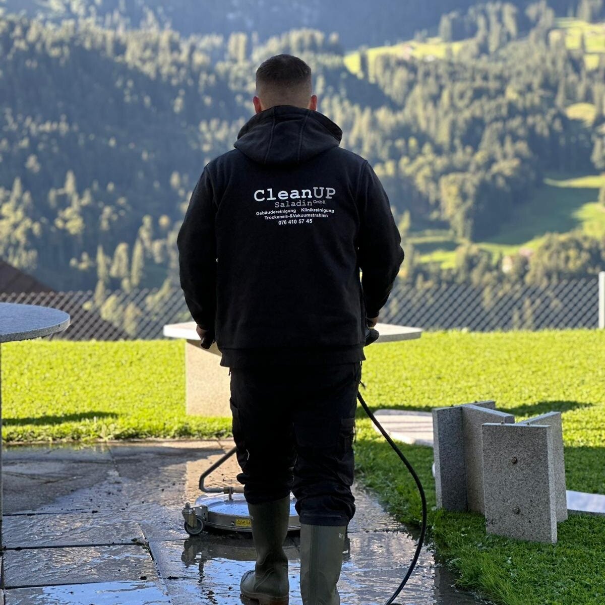 Bilder Cleanup Saladin GmbH