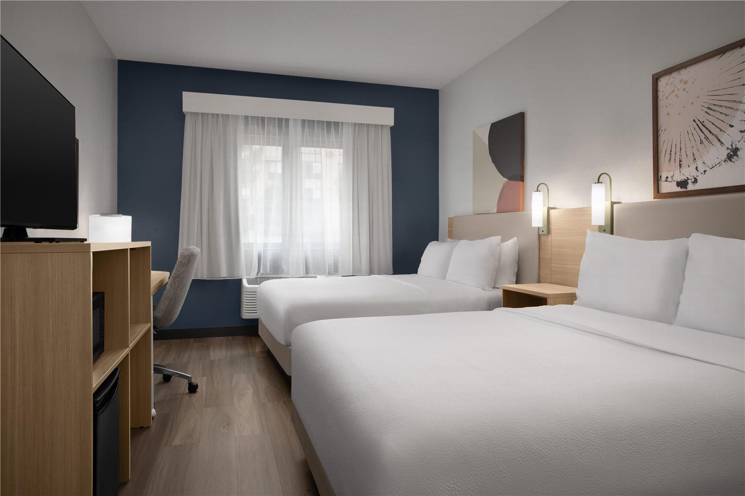Guest room