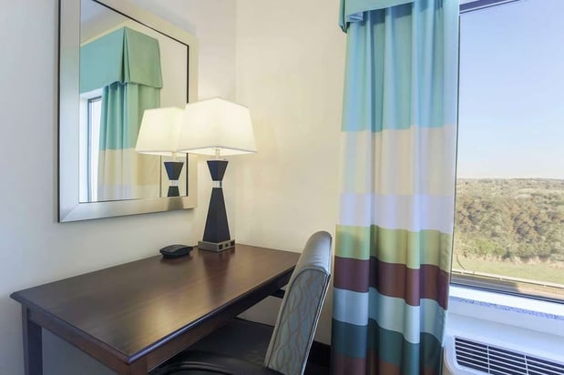 Images Hampton Inn & Suites Wheeling-The Highlands