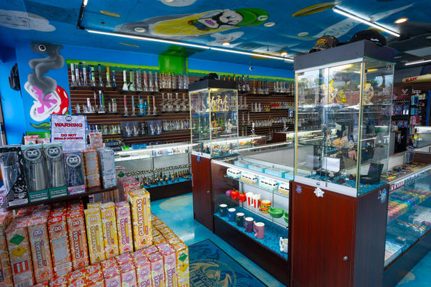 Images Cloud 9 Smoke Shop, Vape, & Hookah Co. - Sandy Springs