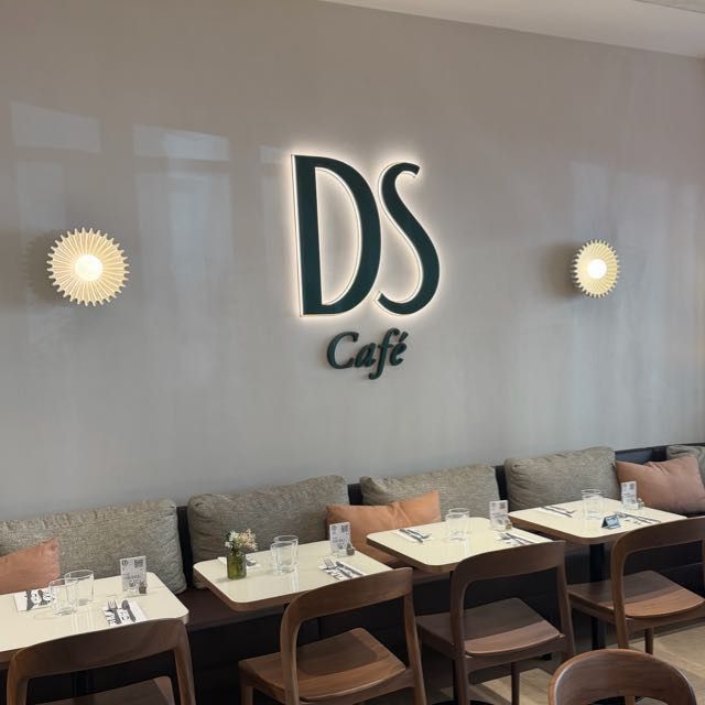 DS Café Enghien-les -Bains café, bar, brasserie