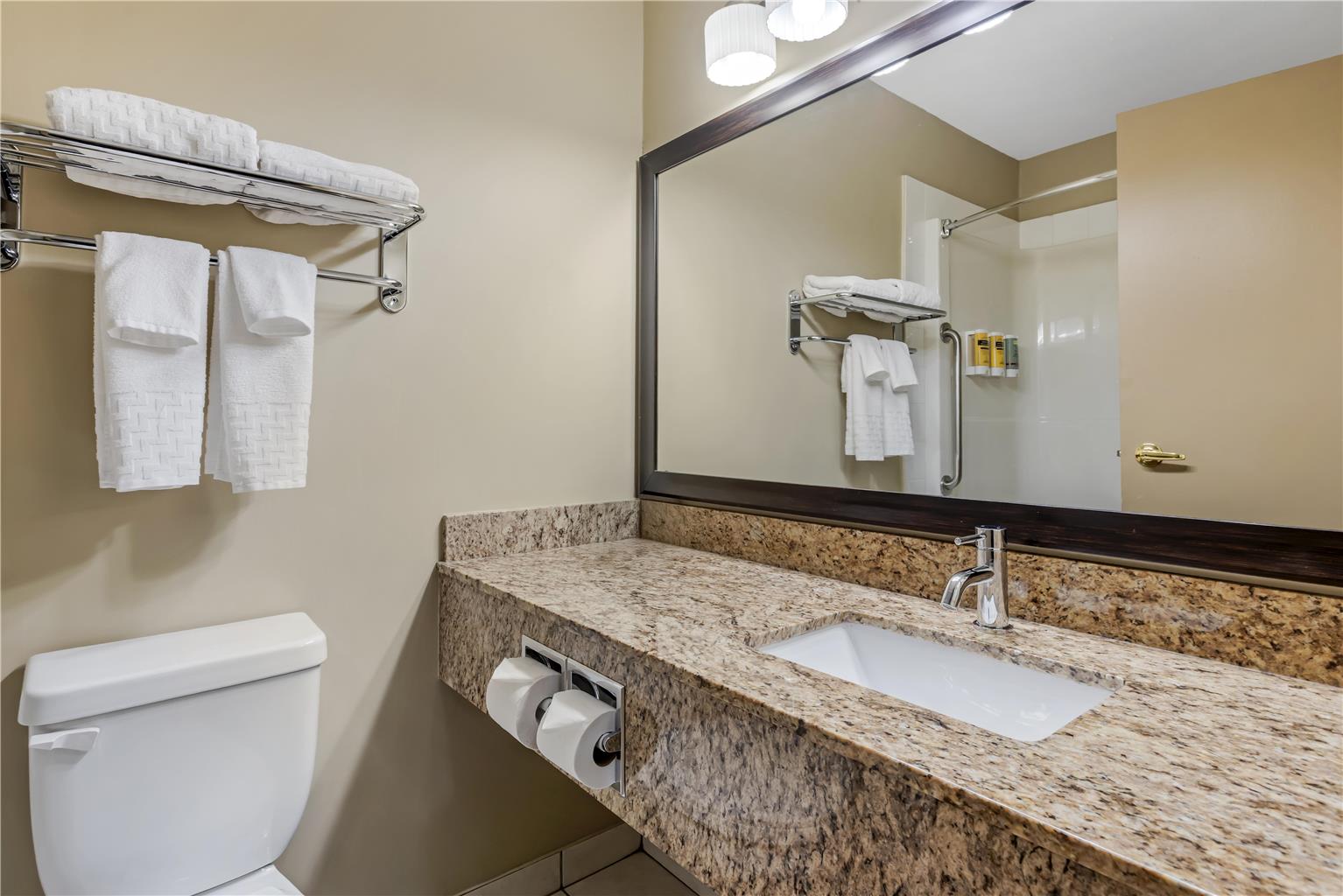 Images Best Western Plus Red Deer Inn & Suites