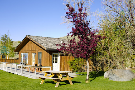 Chico Hot Springs Resort & Day Spa Image