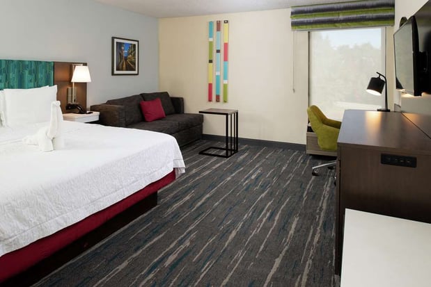 Images Hampton Inn Greensboro-Airport