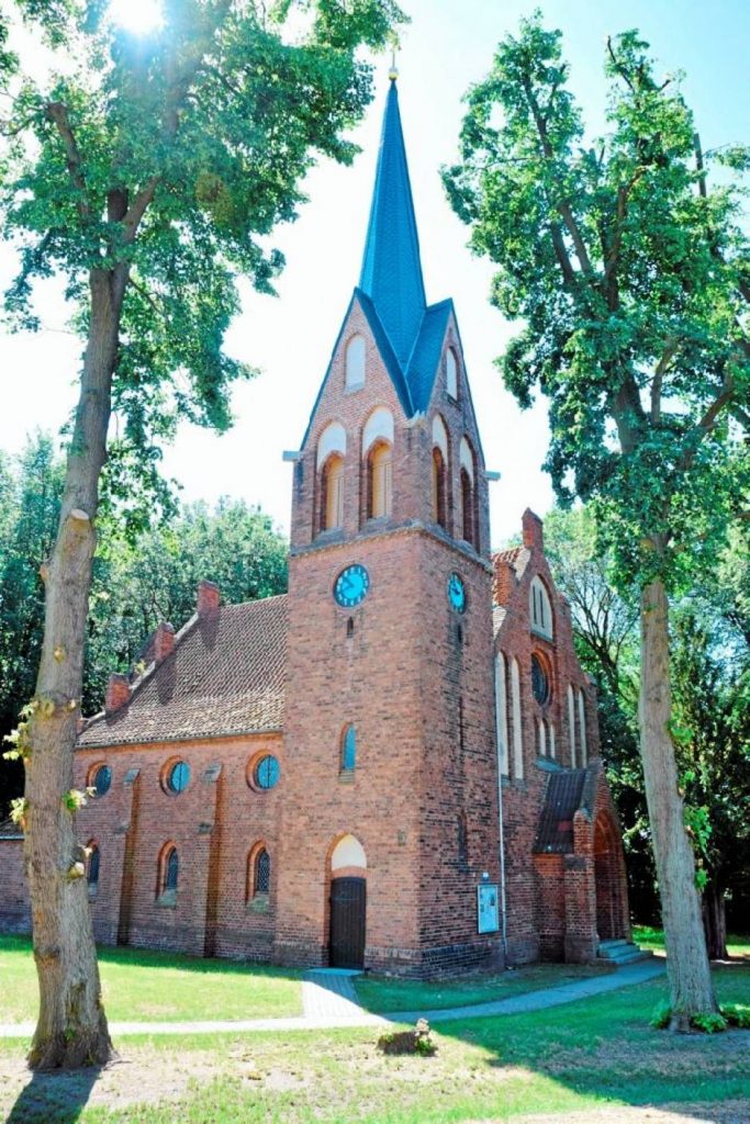 Kirche Kappe - Pfarrsprengel Groß Dölln, Kapper Dorfstraße 54 in Zehdenick