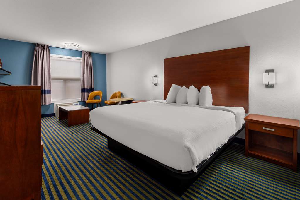 Images SureStay Plus by Best Western Brooks