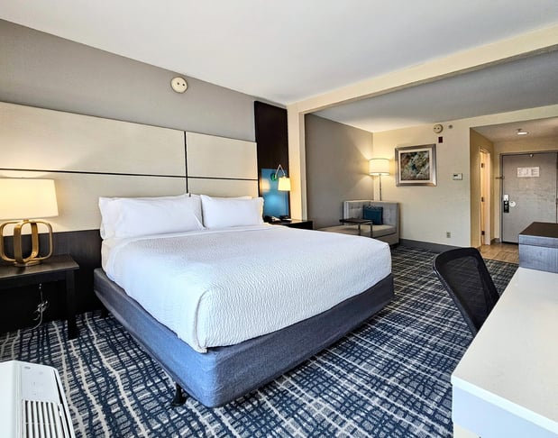 Images Holiday Inn Belcamp - Aberdeen Area by IHG