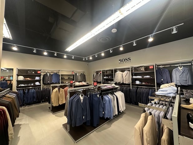 Images BOSS Outlet - Tulalip