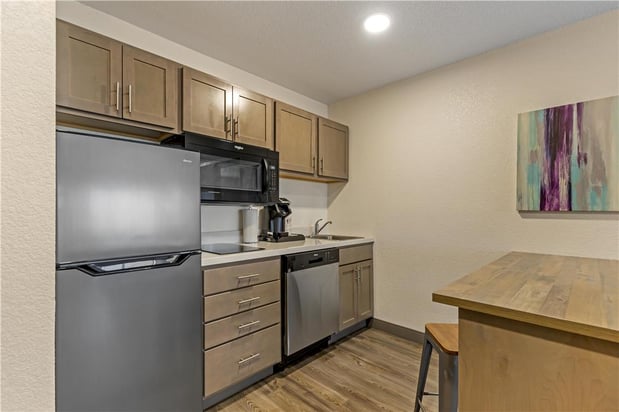 Images Executive Residency by Best Western Waterloo & Cedar Falls