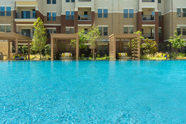 Images The Towers at Mercer Crossing