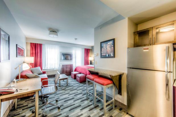 Images Staybridge Suites Columbus OSU-Medical Center by IHG
