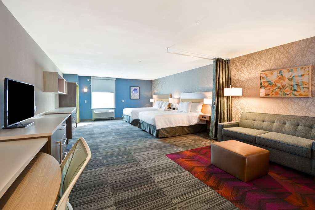 Guest room