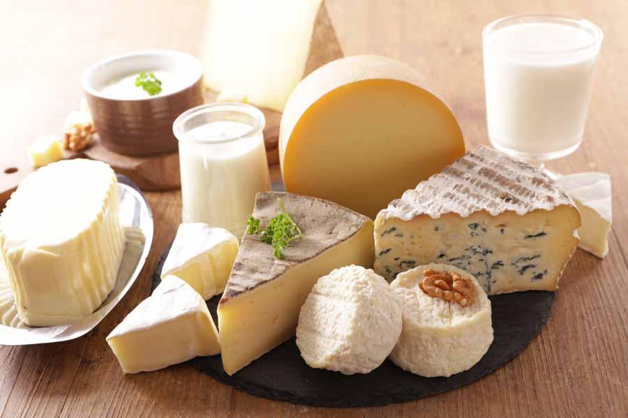 Molkereiprodukte
Wir führen eine große Auswahl an Molkereiprodukten. Ganz gleich, ob Sie aromatische Käsesorten wie Hartkäse oder Weichkäse suchen oder Frisch käse bevorzugen, in unseren Regalen werden Sie fündig.