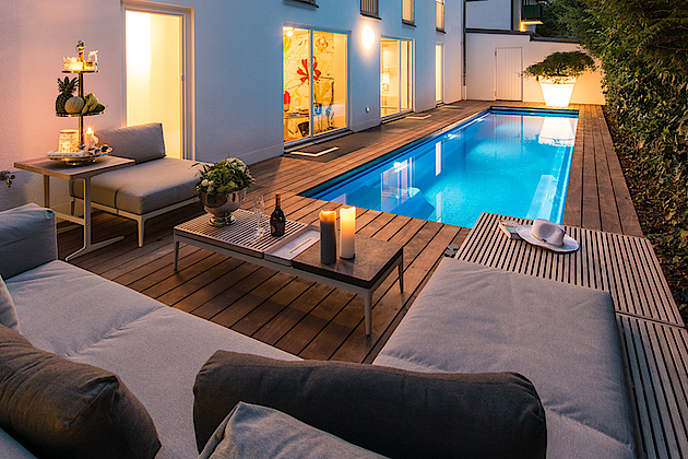 Kundenbild groß 3 Reps Pools