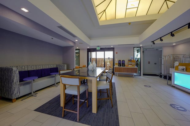Images Holiday Inn Express & Suites Santa Clara - Silicon Valley by IHG
