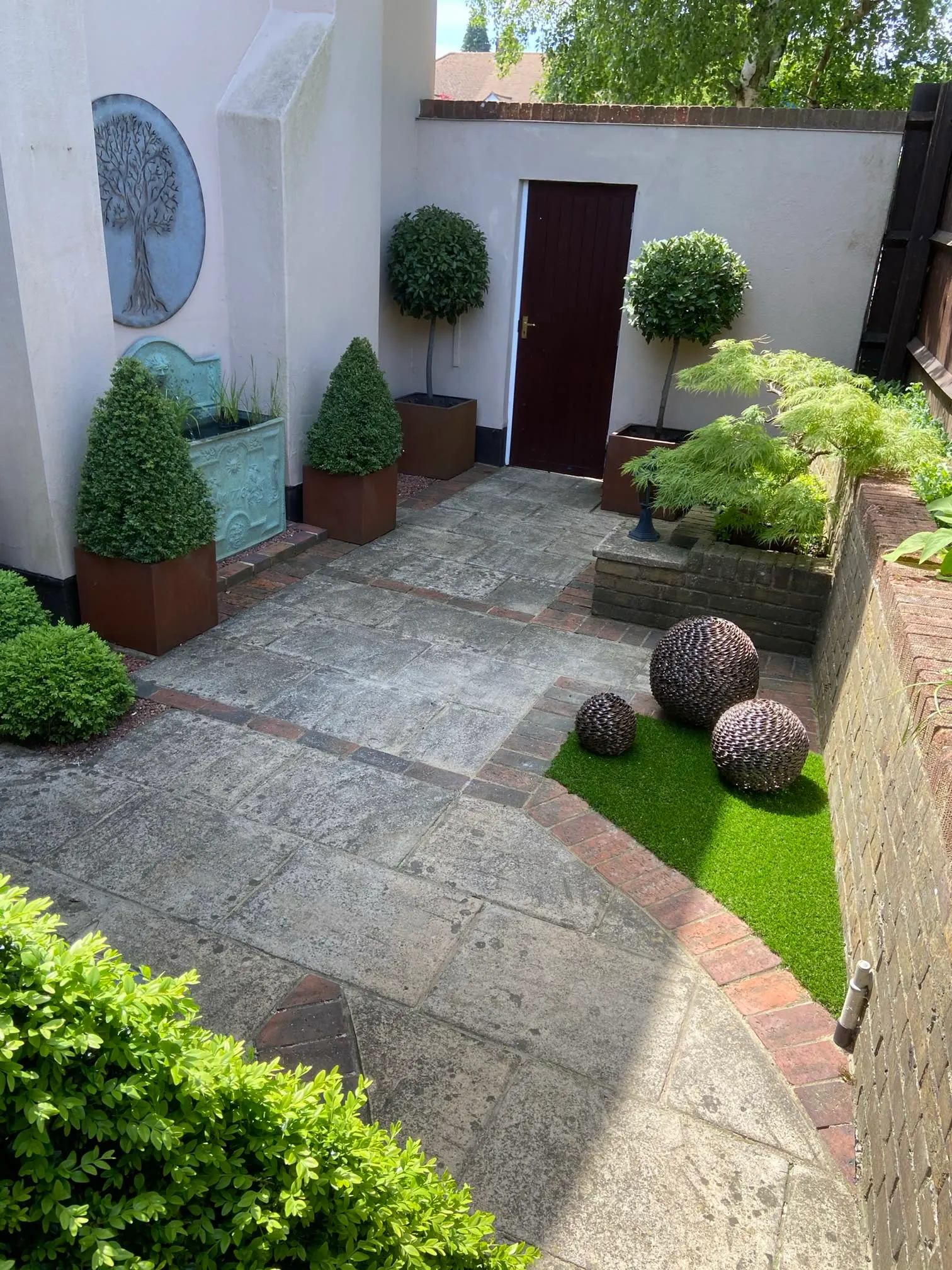 Images P & G Landscapes & Design