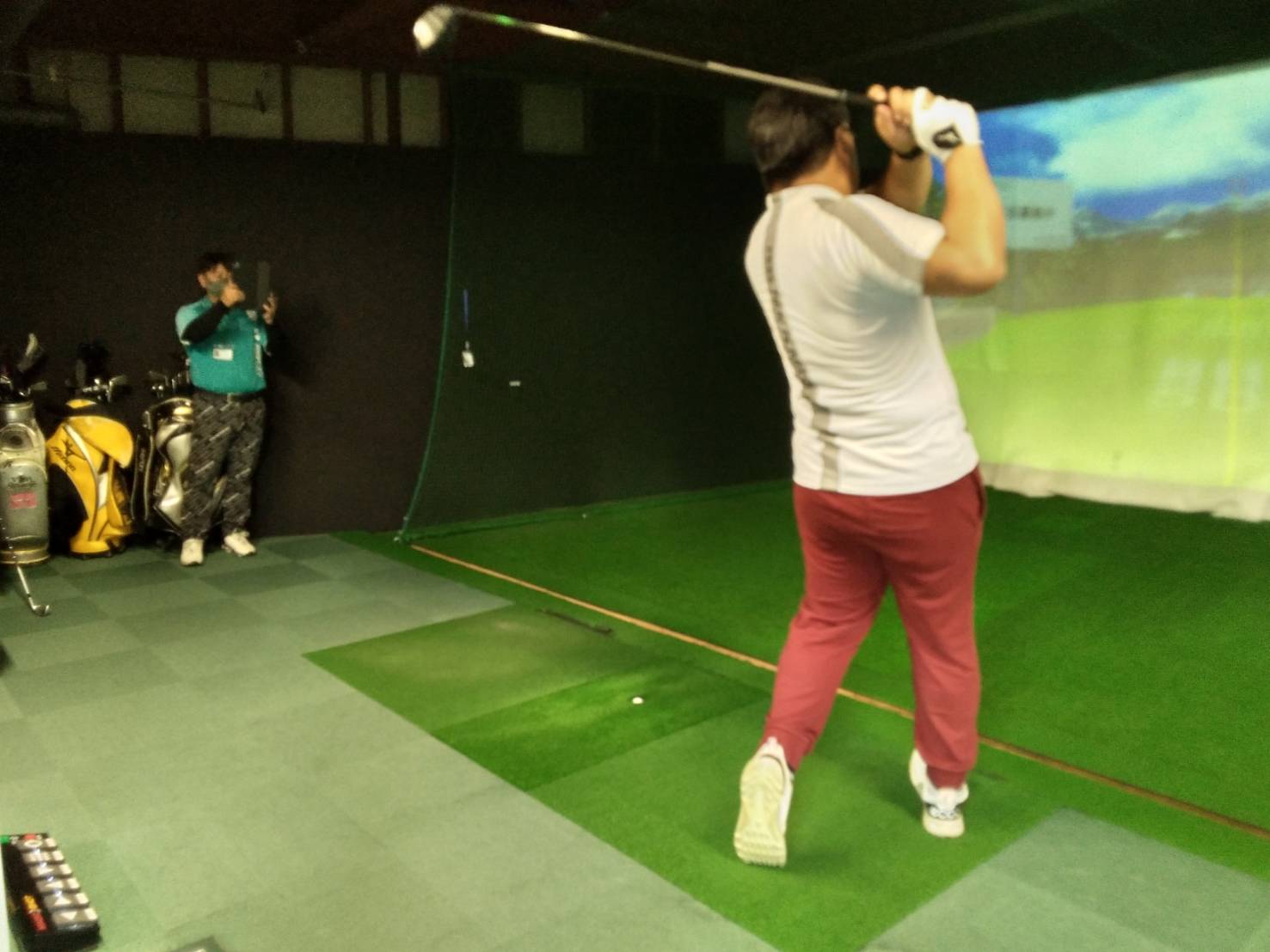 Images インドアゴルフ練習場SWING24/7 戸塚店