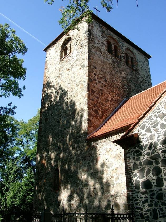 Kirche Reichenberg - Ev. Gesamtkirchengemeinde Haselberg, Reichenberger Hauptstraße in Märkische Höhe