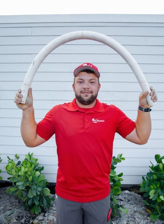 Images RED RHINO - The Pool Leak Experts