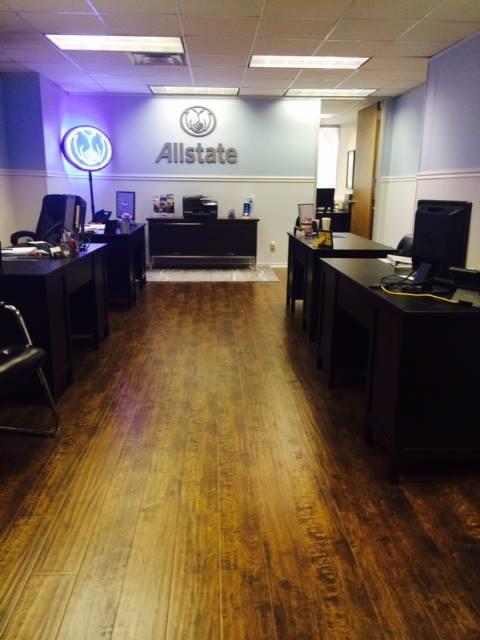 Images Derrek Anduiza: Allstate Insurance