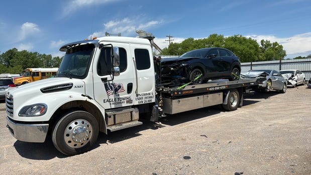 Images Eagle Towing & Recovery