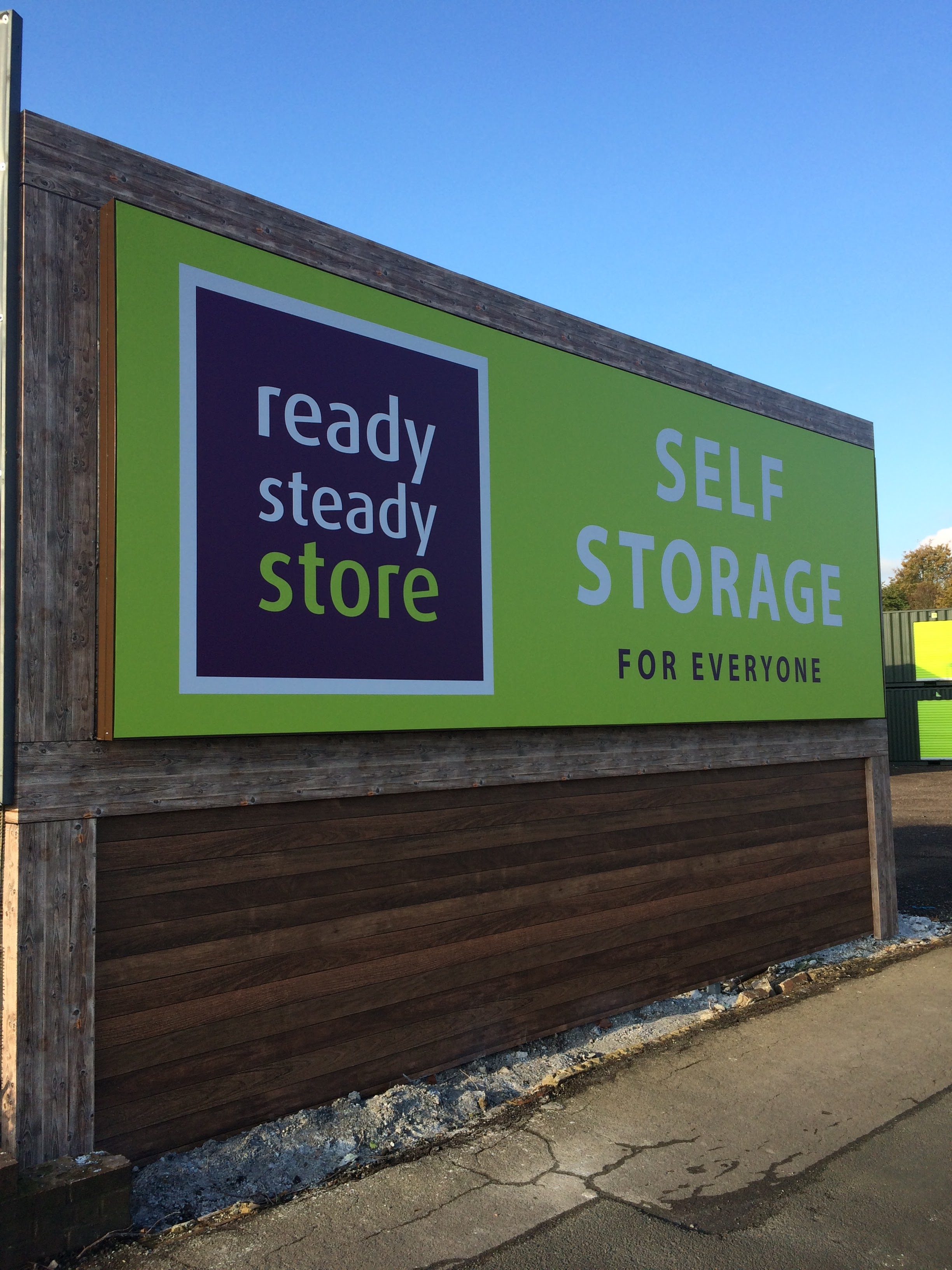 Ready Steady Store Self Storage Leeds Ring Road Leeds 01132 244830