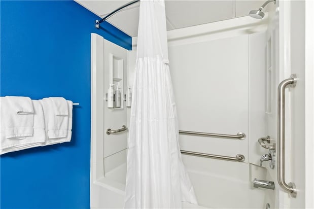 Images Spark by Hilton Lexington