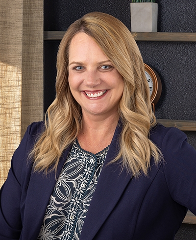 Angela Thoren - Private Wealth Advisor, Ameriprise Financial Services, LLC
