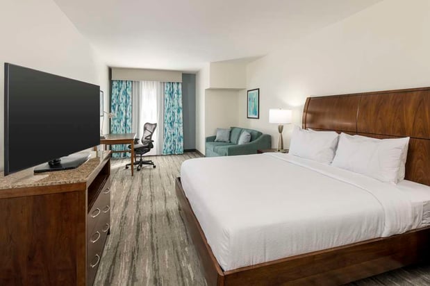 Images Hilton Garden Inn Boca Raton