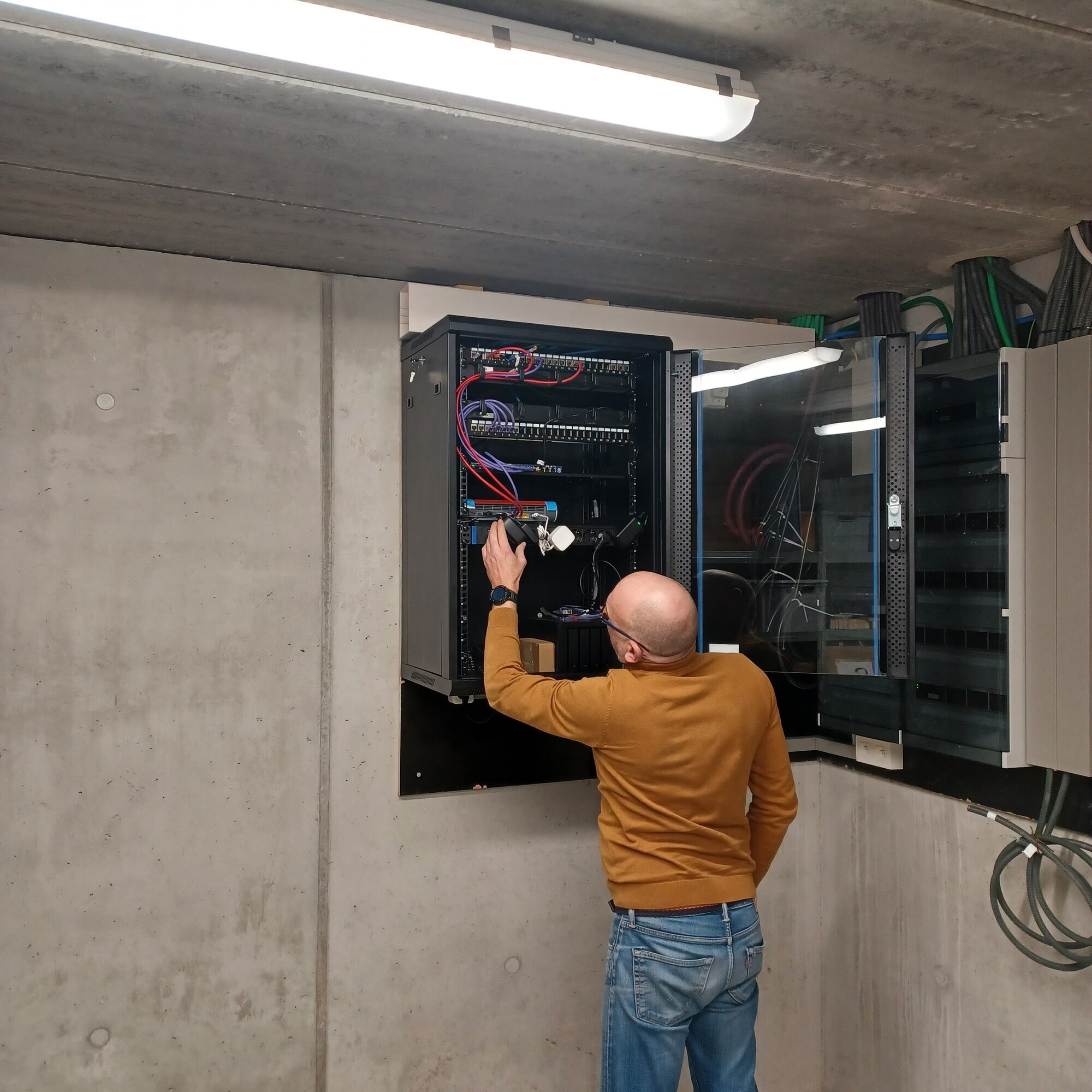 Fotos - DataLinXX - Netwerkbekabeling en Meer - 11