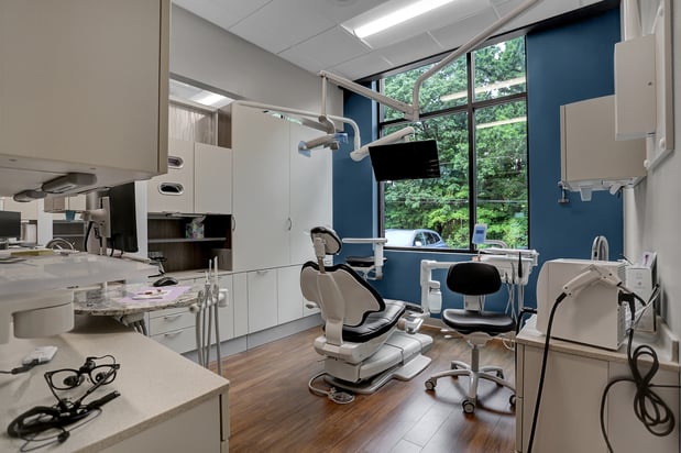 Images Create A Smile Dentistry - Dr. Ken Moore