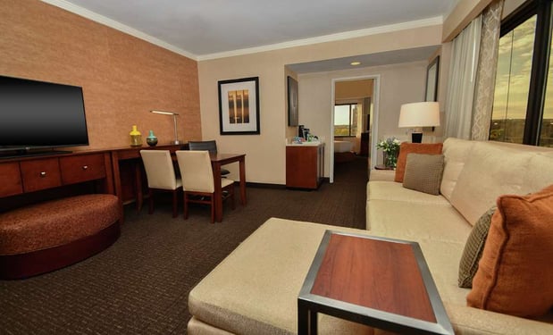 Images Embassy Suites by Hilton Austin Downtown South Congress