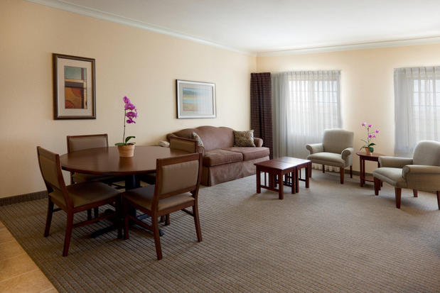 Images Staybridge Suites San Antonio Sea World by IHG