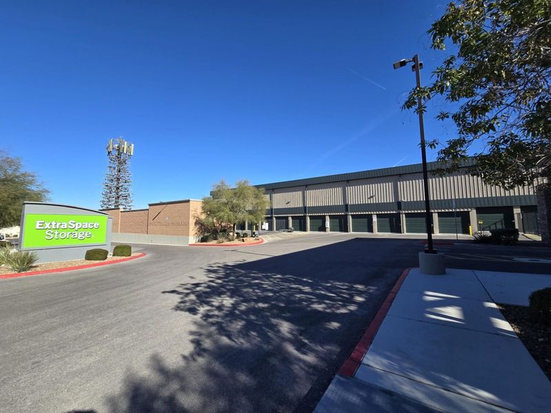 Images Extra Space Storage