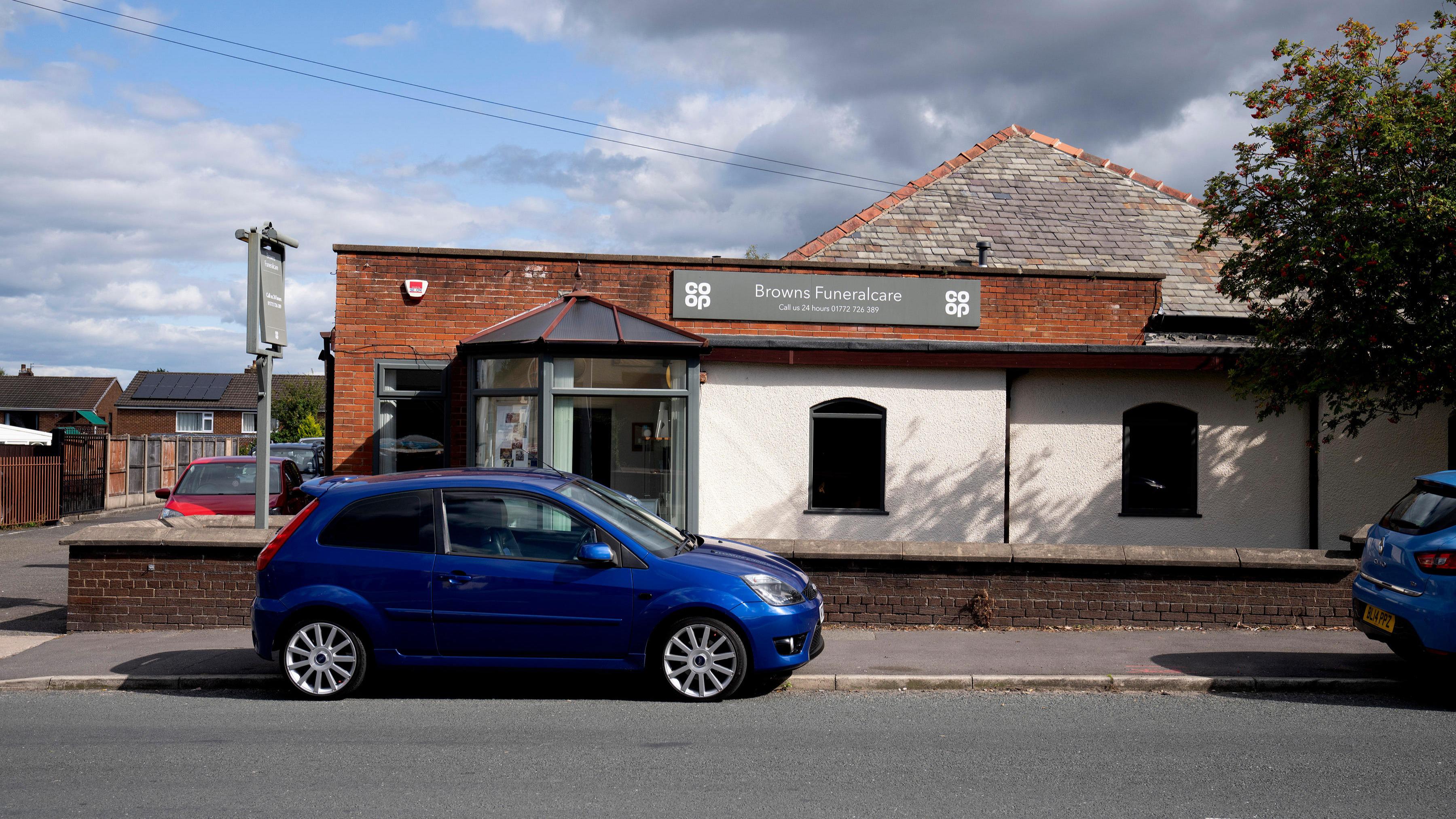 Images Browns Funeralcare