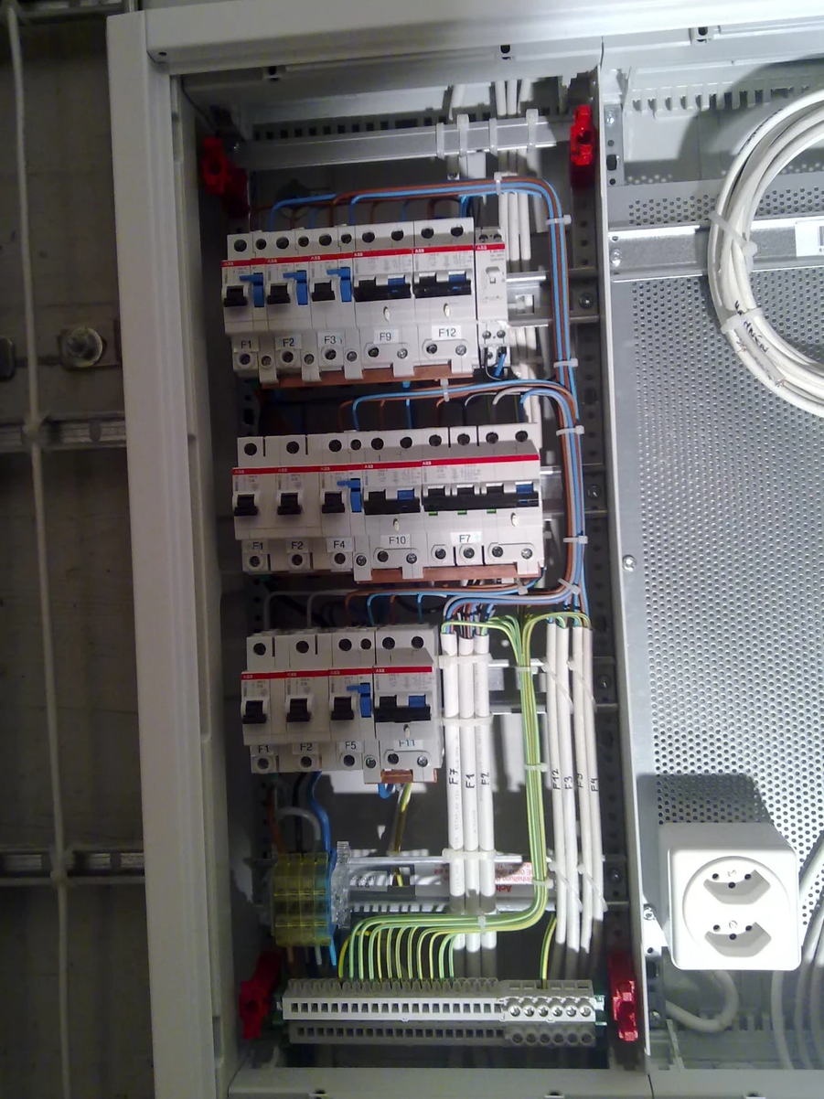 Bilder EZ Elektro AG