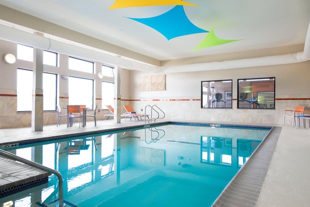 Images Holiday Inn Express Moline - Quad Cities by IHG