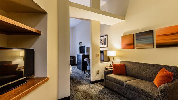 Images Staybridge Suites Laredo International Airport by IHG